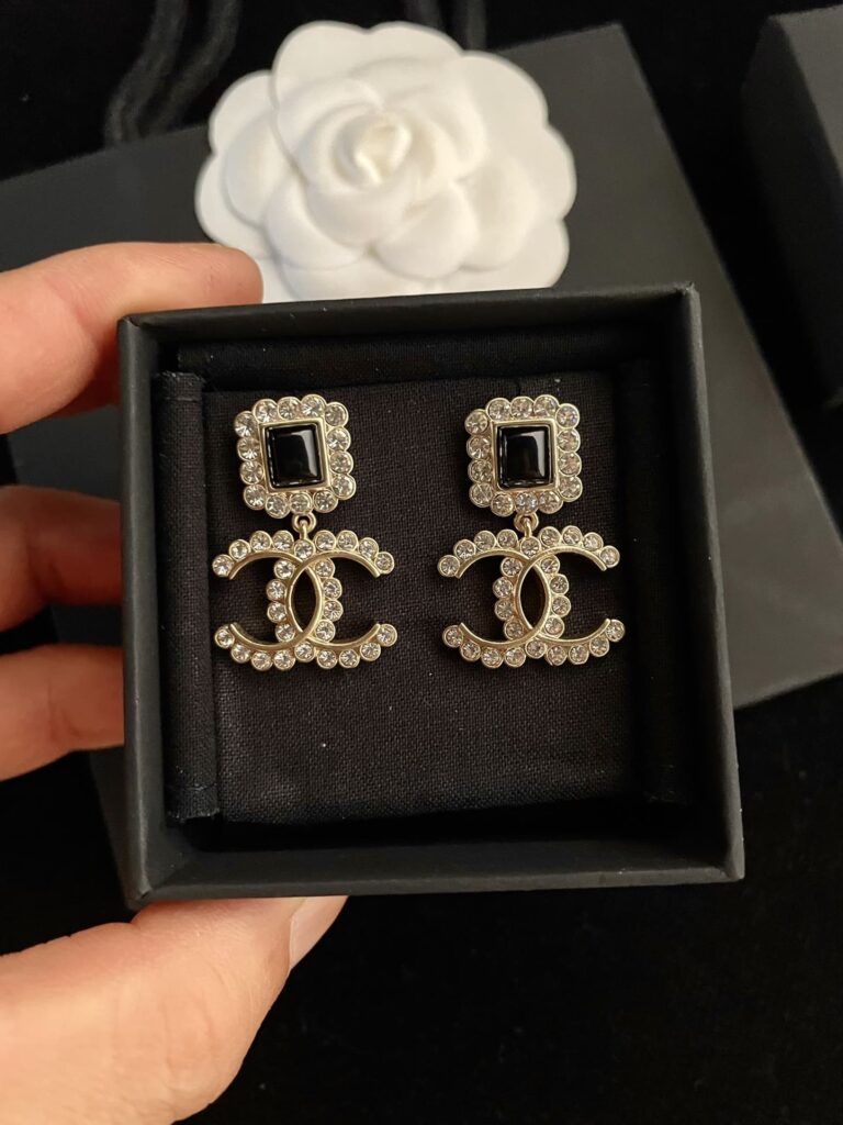 Chanel Cc Earrings - Image 4