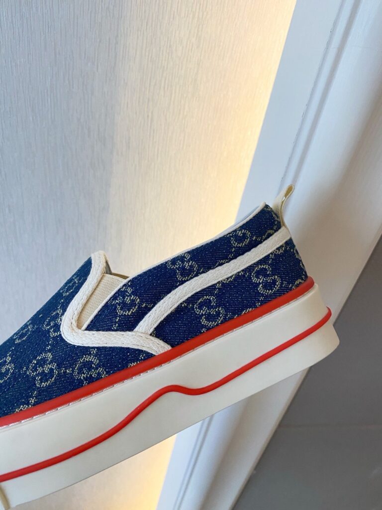 Gucci Women's Tennis 1977 Slip-On Sneaker Dark Blue ?624733 2Kq30 4466 - Image 8