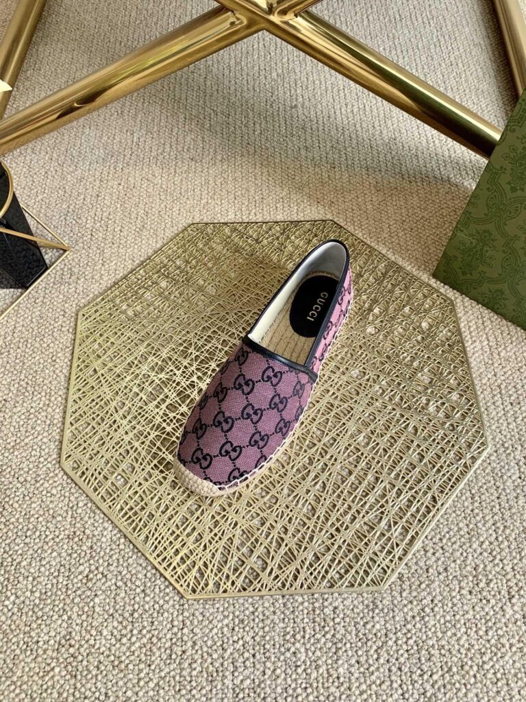 Gucci Women's Espadrille Pink Sandal - Image 7