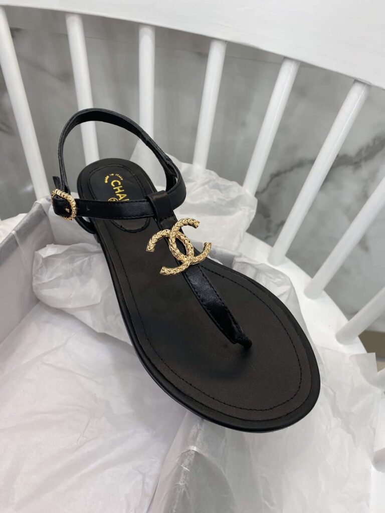 Chanel Gold Cc Logo Thong Sandals Black - Image 5