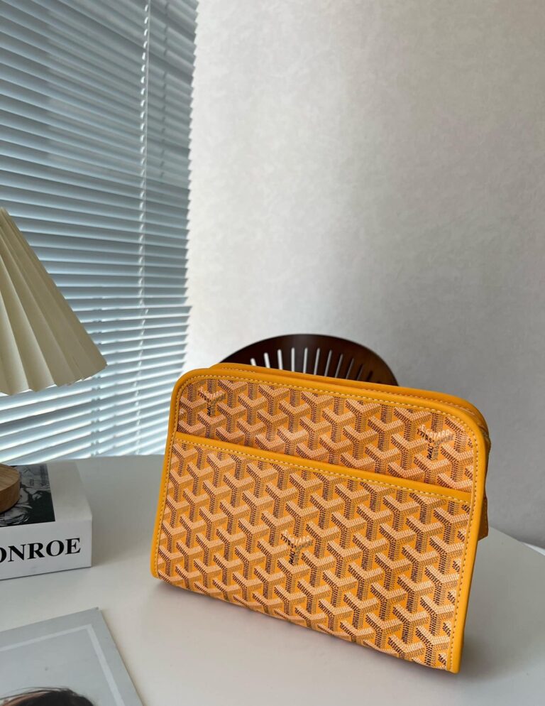 Goyard Jouvence Mm Toiletry Bag Yellow 25Cm Jouvenmmlty08Cl08P - Image 2