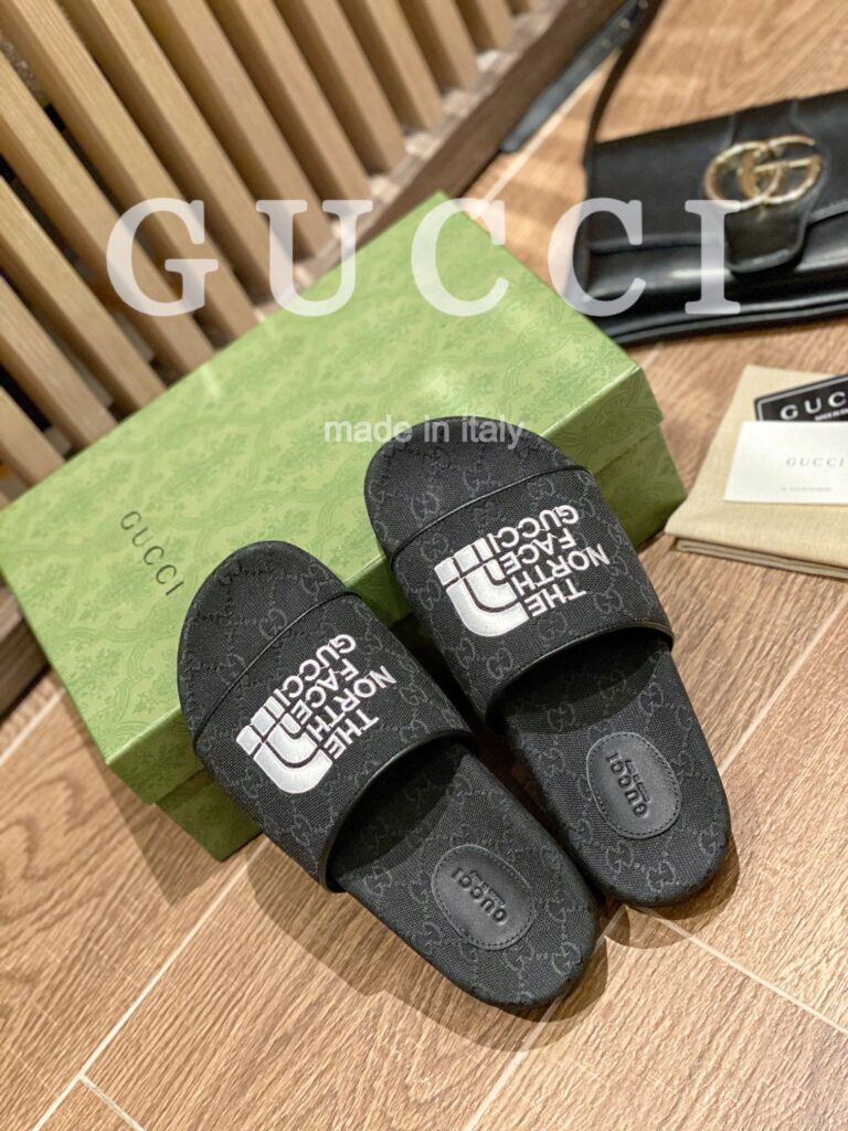 Gucci X The North Face Women'S Slides Black - Image 5