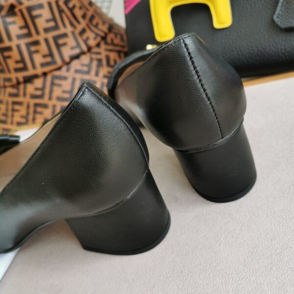 Gucci Wmns Black Leather Mid-Heel Pump 408208 C9D00 1000 - Image 5