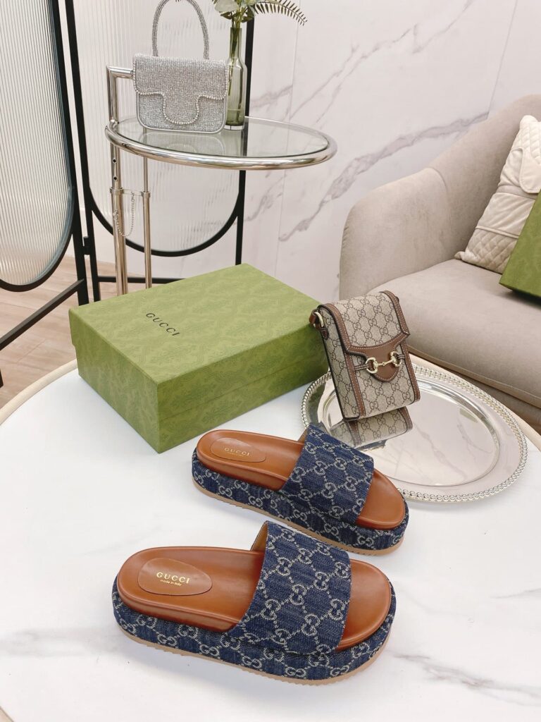 Gucci Women'S Platform Slide Sandal Blue 623212 2Kq00 4402 - Image 8