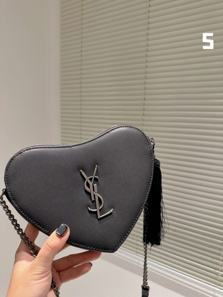 Saint Laurent Heart Bag In Smooth Leather Black - Image 7