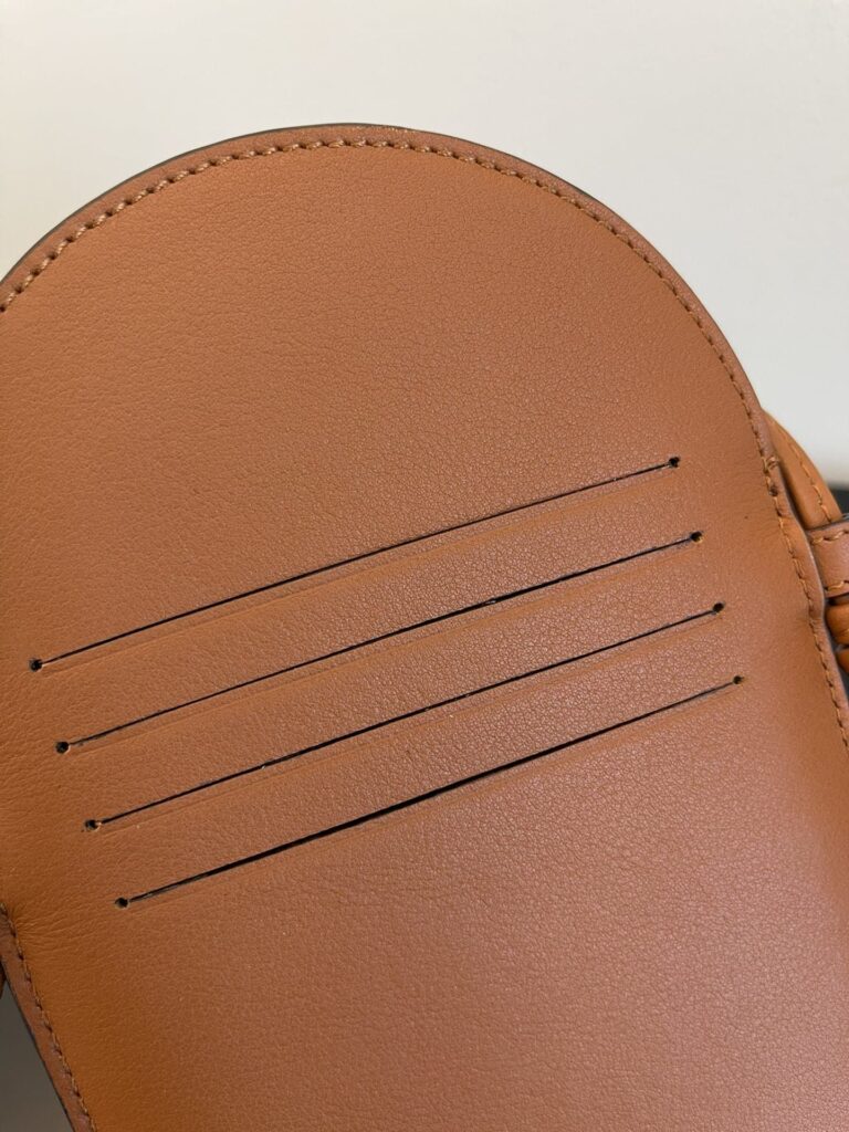 Fendi Wallet Brown 12 Pro Phone Holder 7As055Ahsbf1F2Q - Image 10