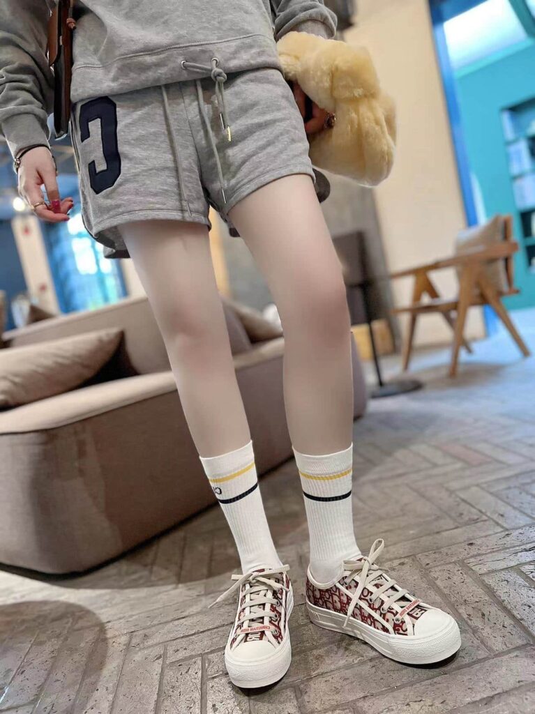 Dior Walk'N' Sneaker Oblique Embroidered Cotton Red - Image 5