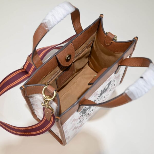 Coach Field Tote With Horse And Carriage Print And Carriage Badge Beige C8456 - Image 2