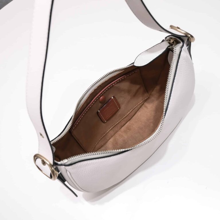 Coach Luna Shoulder Bag White Cc439 - Image 2