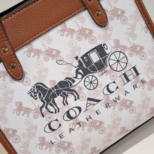 Coach Field Tote With Horse And Carriage Print And Carriage Badge Beige C8456 - Image 6