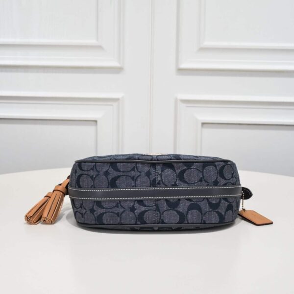 Coach Kleo Hobo In Signature Chambray Navy Blue C8163 - Image 6