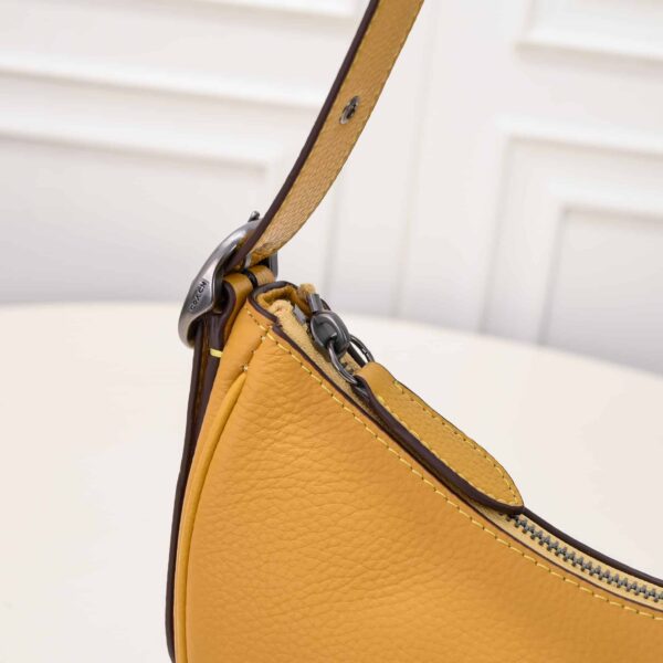 Coach Luna Shoulder Bag Yellow Cc439 - Image 6
