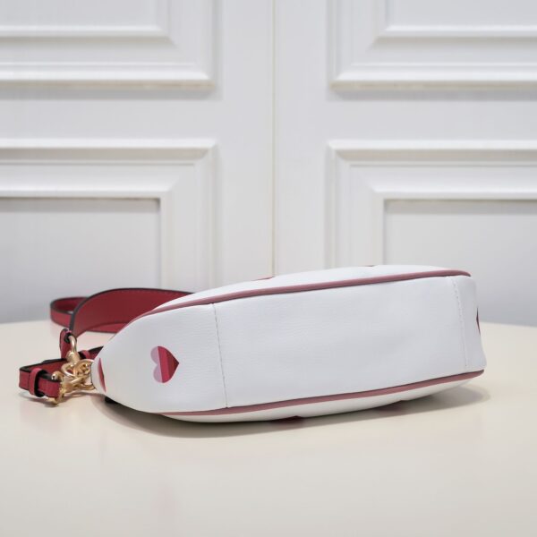 Coach Teri Shoulder Bag With Stripe Heart Print Ca251 - Image 4