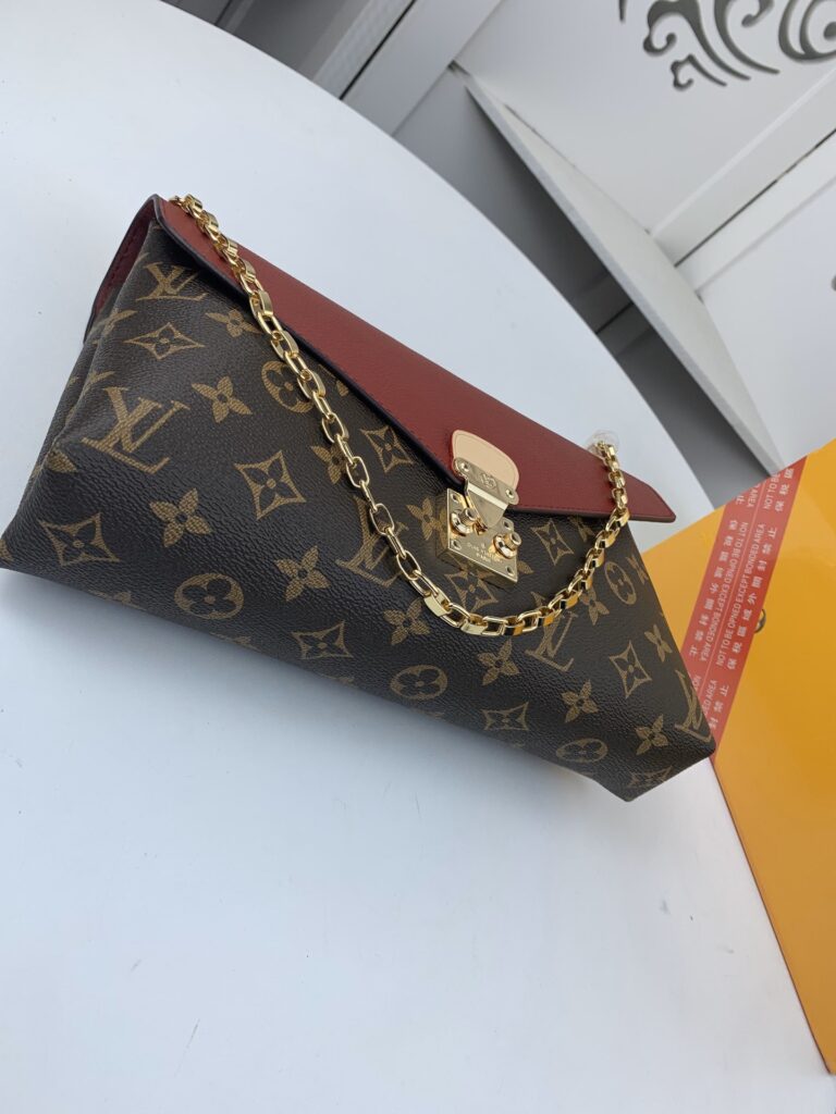 Louis Vuitton Pallas Chain Canvas Monogram Shoulder Bag - Image 10