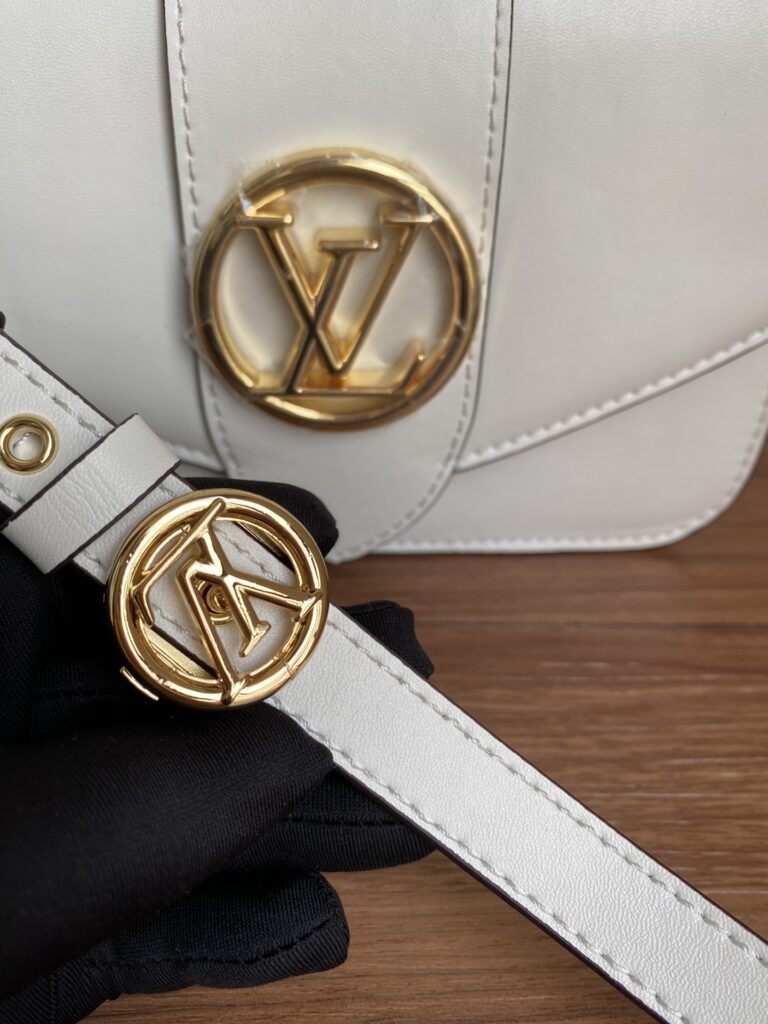 Louis Vuitton Lv Pont 9 White M55950 - Image 5