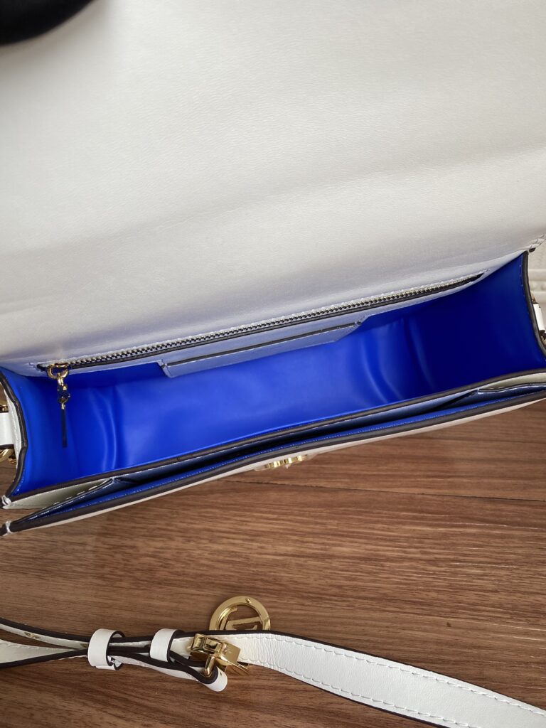 Louis Vuitton Lv Pont 9 White M55950 - Image 3