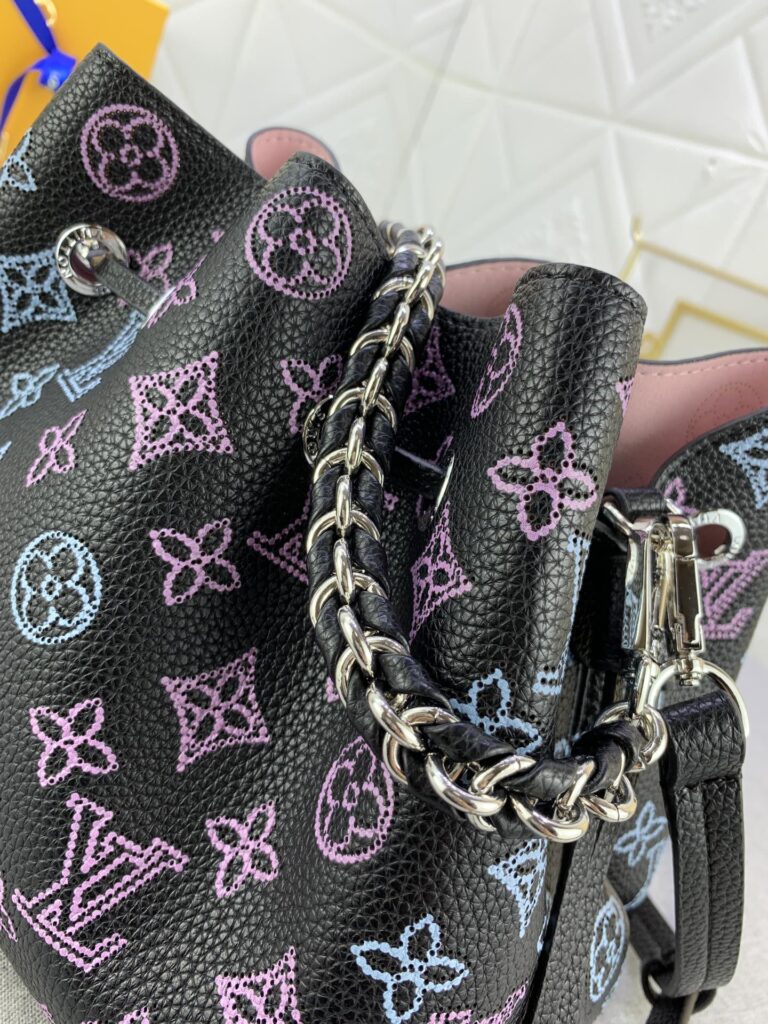 Louis Vuitton Bella Black 22Cm M21096 - Image 8