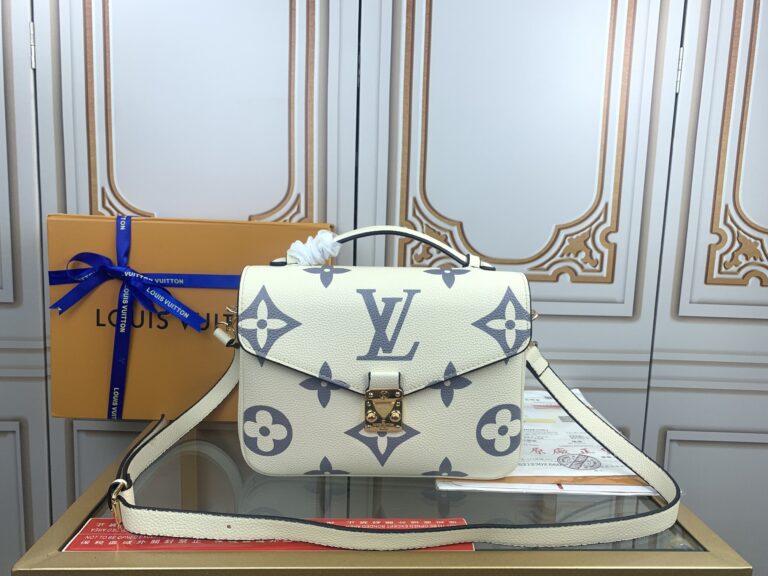Louis Vuitton Pochette Métis Beige 25Cm - Image 2