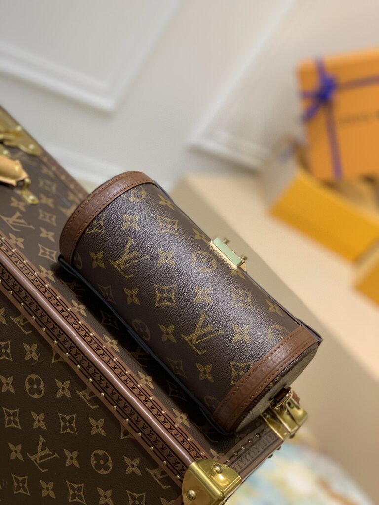 Louis Vuitton Papillon Trunk M57835 - Image 2