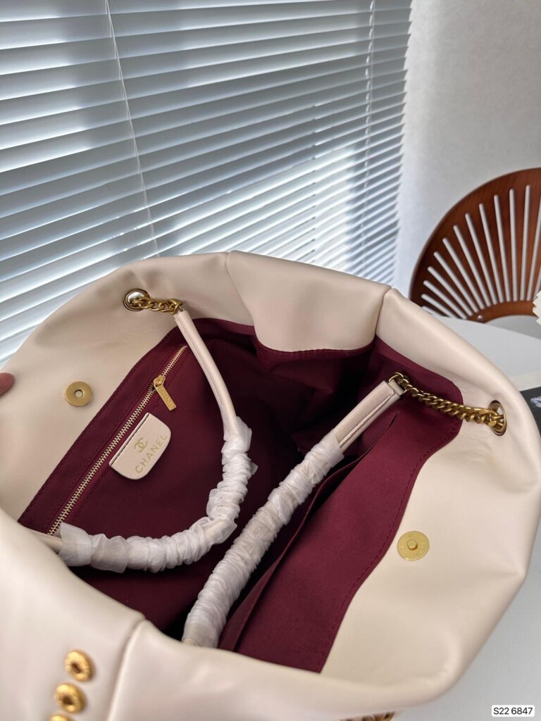 Chanel Tote Bag With Chain Beige 40Cm - Image 9