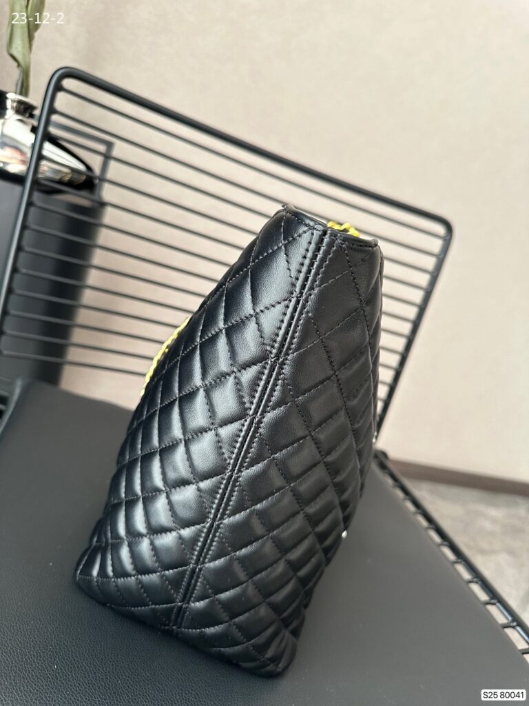 Chanel Cc Shopping Bag With Chain Lambskin Leather Black And White 32Cm - Image 8