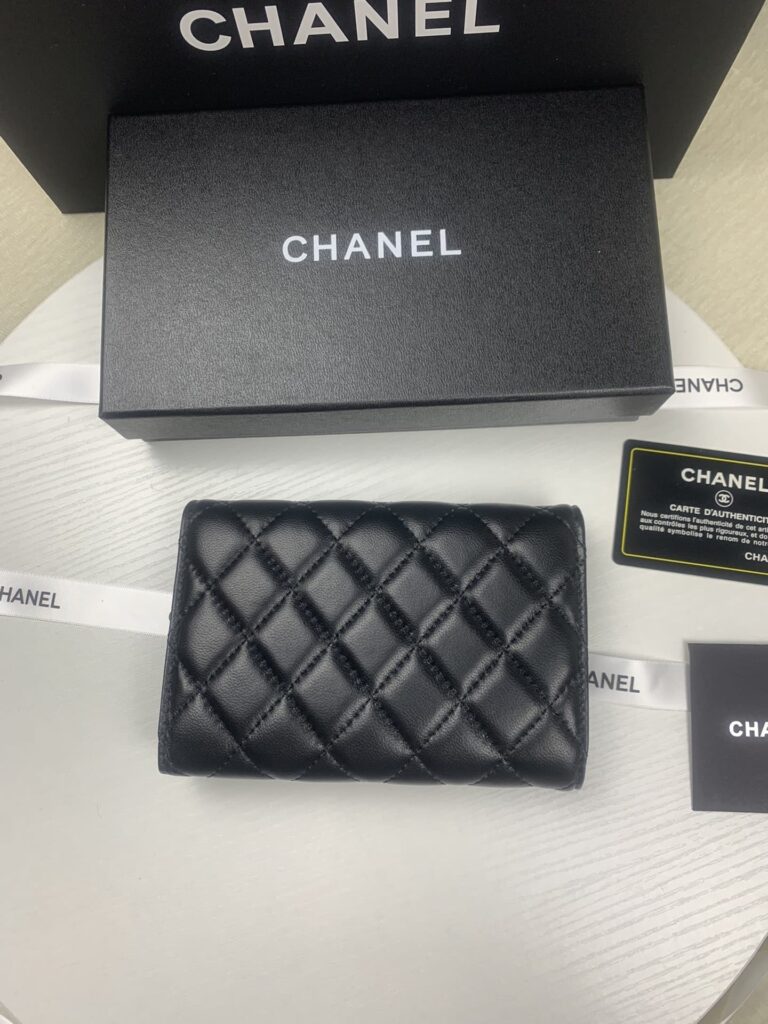 Chanel Classic Card Holder Black With Silver Hardware 15Cm - Image 2