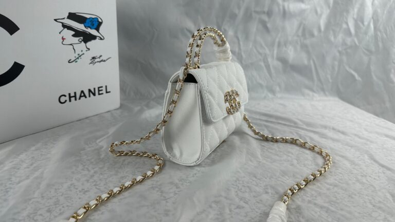 Chanel Top Handle Clutch With Chain In Caviar White 15Cm - Image 6