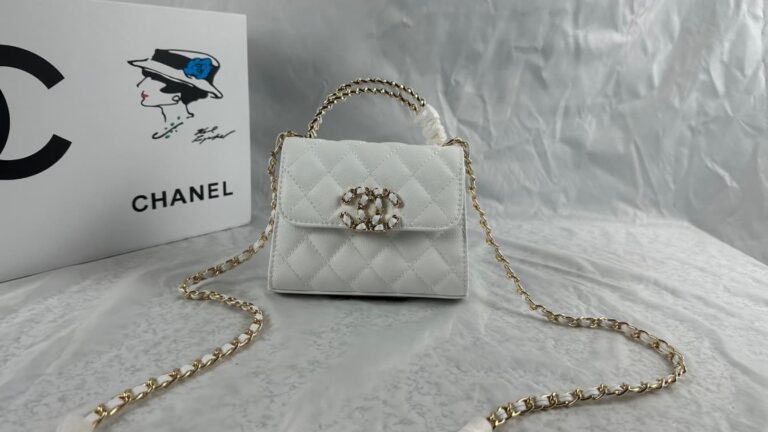Chanel Top Handle Clutch With Chain In Caviar White 15Cm - Image 3