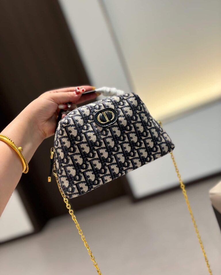 Dior Mini 30 Montaigne D-Cosy Bag Black 20Cm S2169Utzq M928 - Image 4