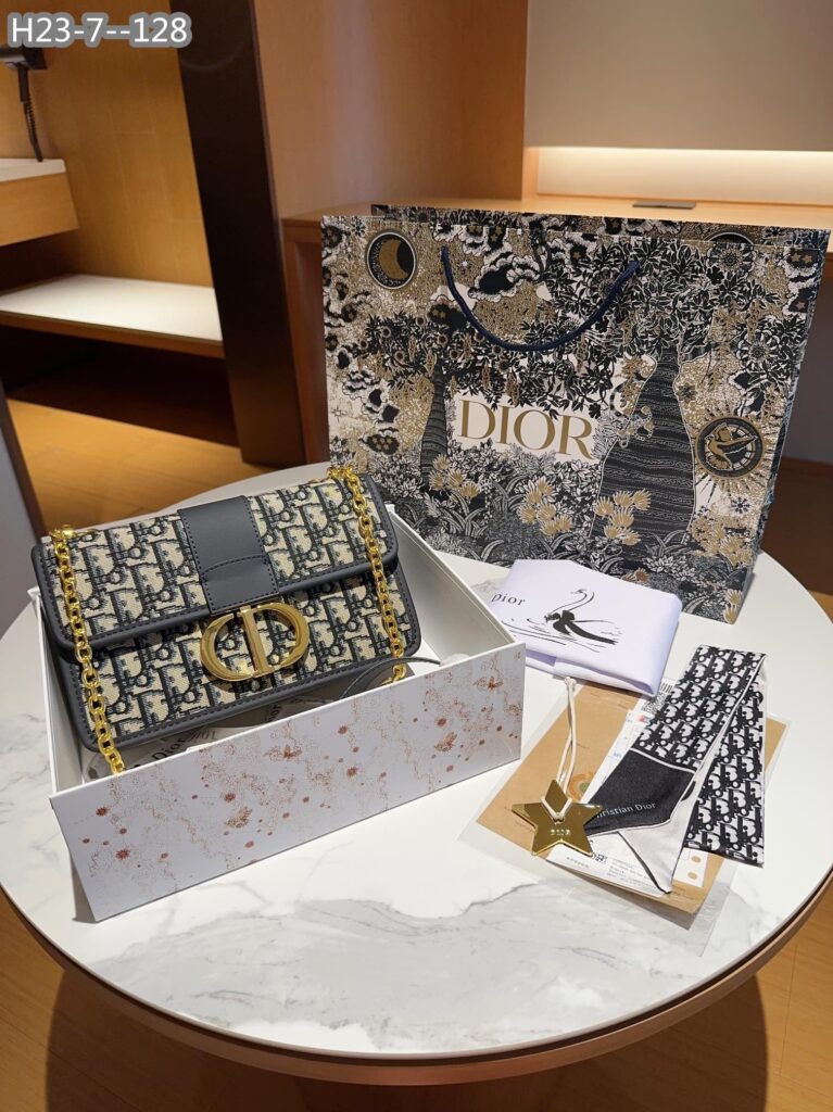 Dior 30 Montaigne Chain Bag Blue Dior Oblique Jacquard 24Cm M9208Utzq M928 - Image 2