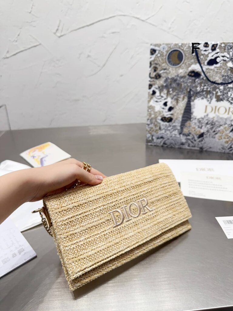 Dior 30 Montaigne Clutch Bag Beige In Wicker 24Cm - Image 2