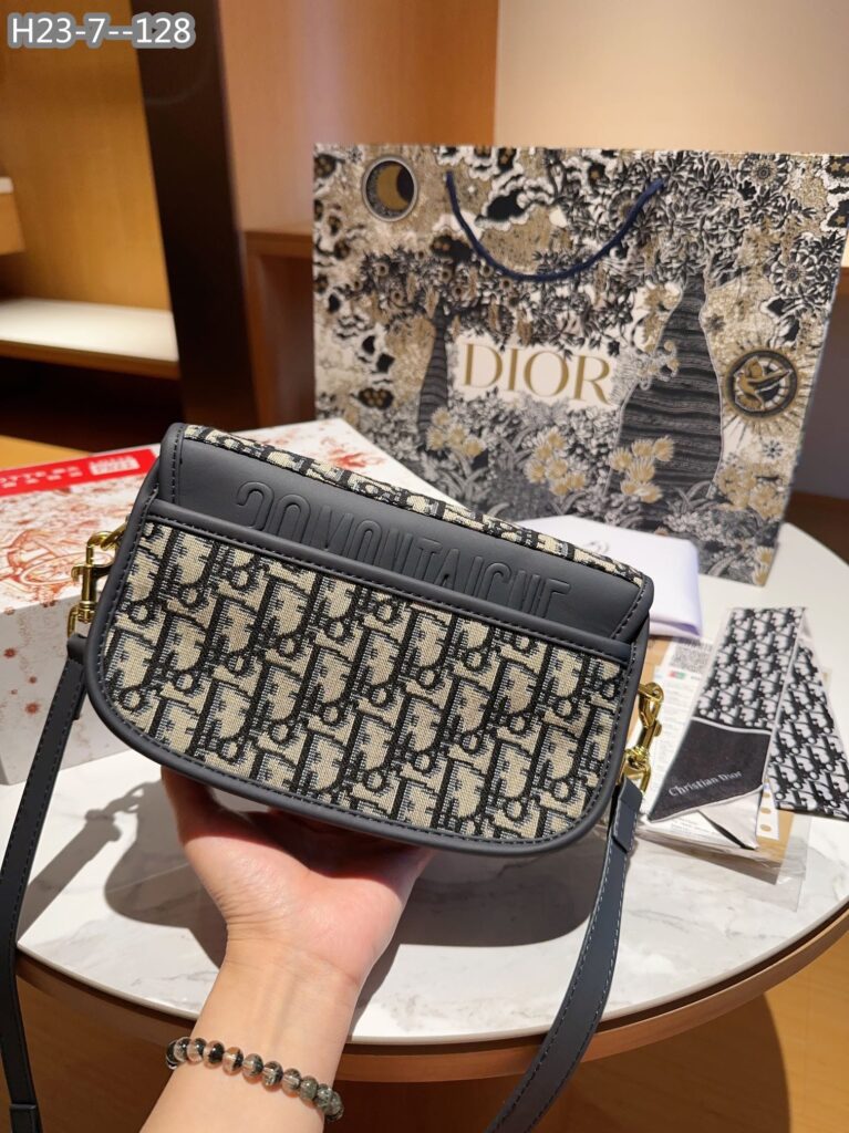 Dior Bobby East-West Bag Blue Dior Oblique Jacquard 22Cm M9327Utzq M928 - Image 5