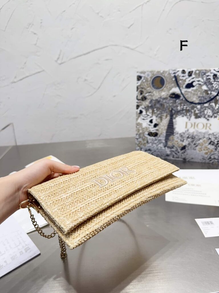 Dior 30 Montaigne Clutch Bag Beige In Wicker 24Cm - Image 6