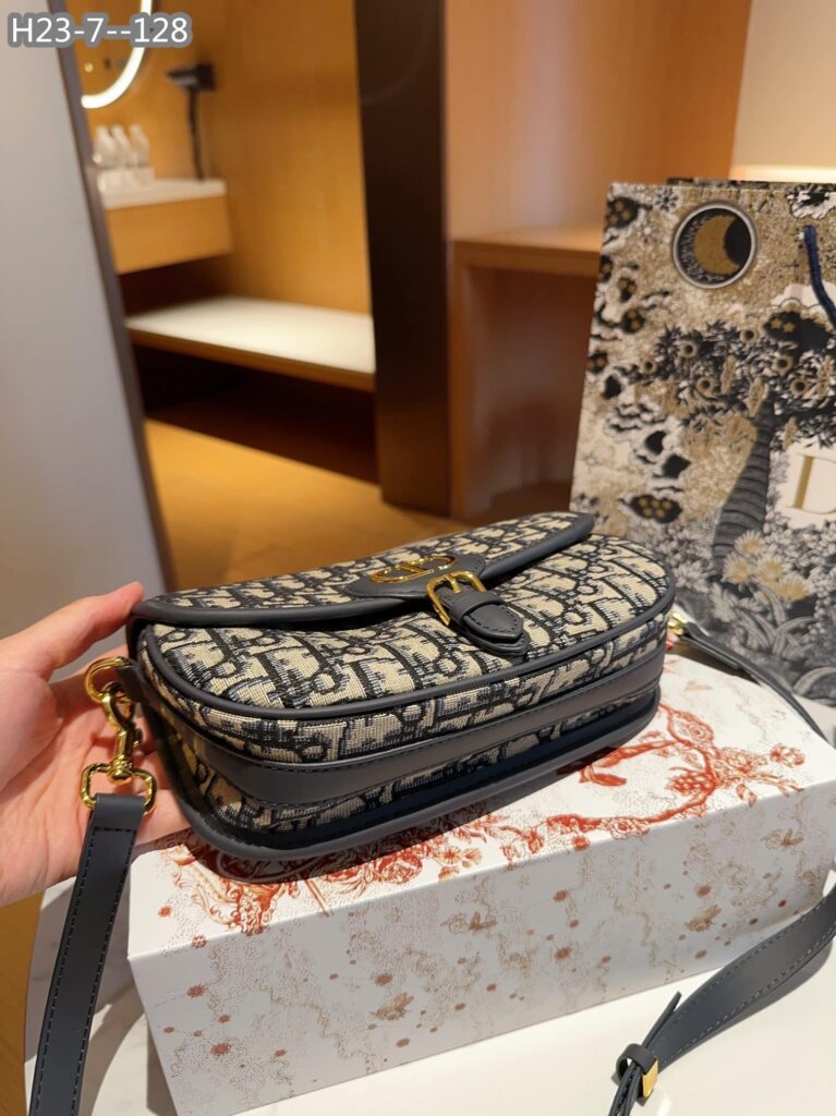 Dior Bobby East-West Bag Blue Dior Oblique Jacquard 22Cm M9327Utzq M928 - Image 6