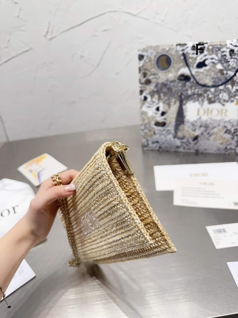 Dior 30 Montaigne Clutch Bag Beige In Wicker 24Cm - Image 7