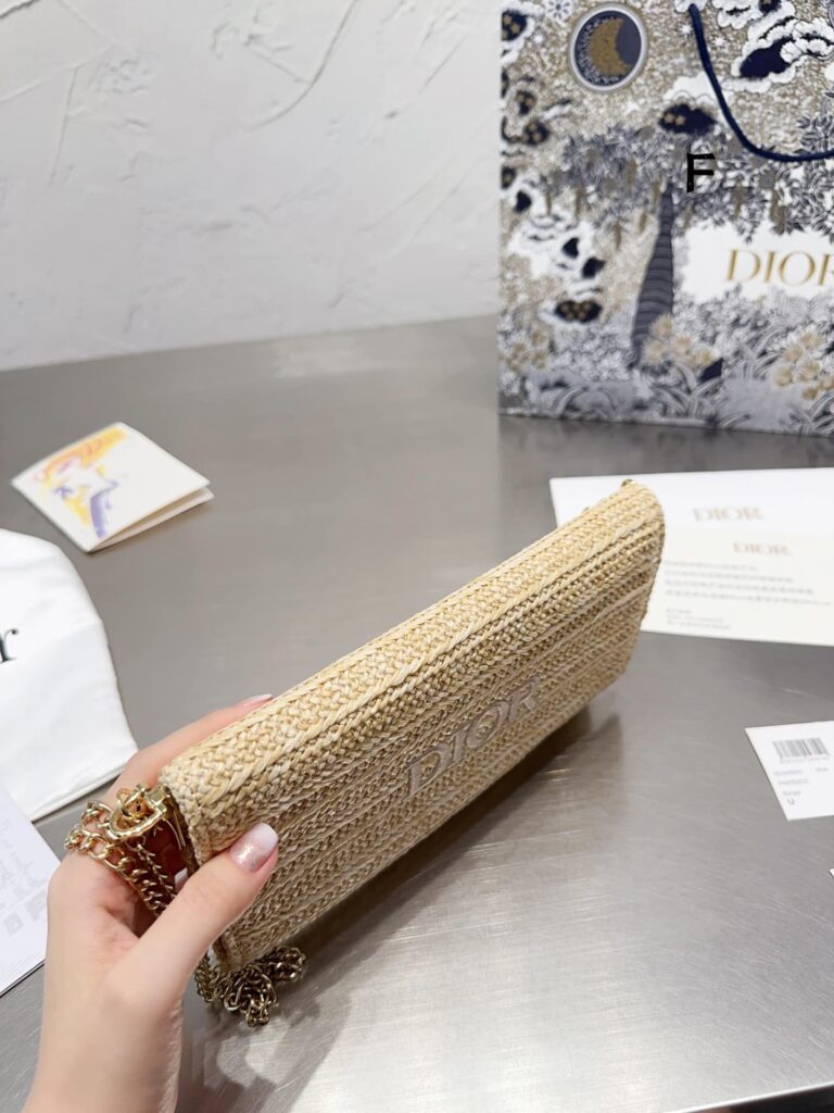 Dior 30 Montaigne Clutch Bag Beige In Wicker 24Cm - Image 8