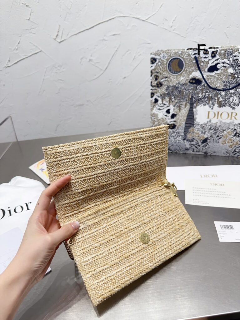 Dior 30 Montaigne Clutch Bag Beige In Wicker 24Cm - Image 9