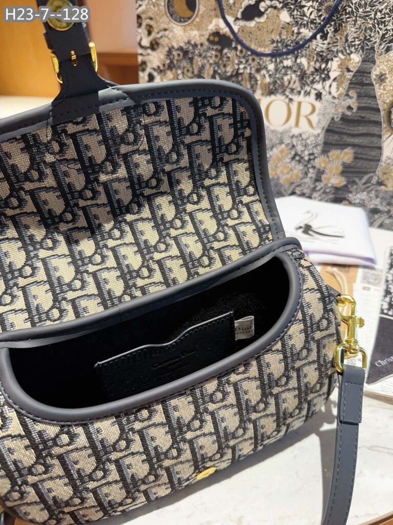 Dior Bobby East-West Bag Blue Dior Oblique Jacquard 22Cm M9327Utzq M928 - Image 10