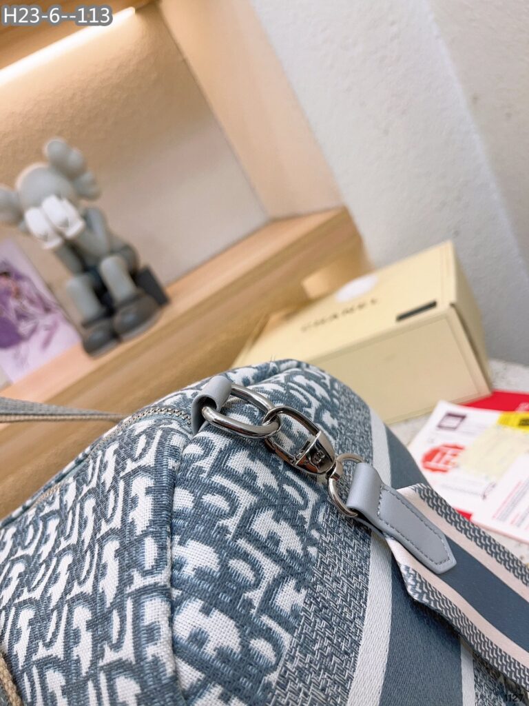 Dior Oblique Holdall Travel Duffle Bag Gray 40Cm - Image 5