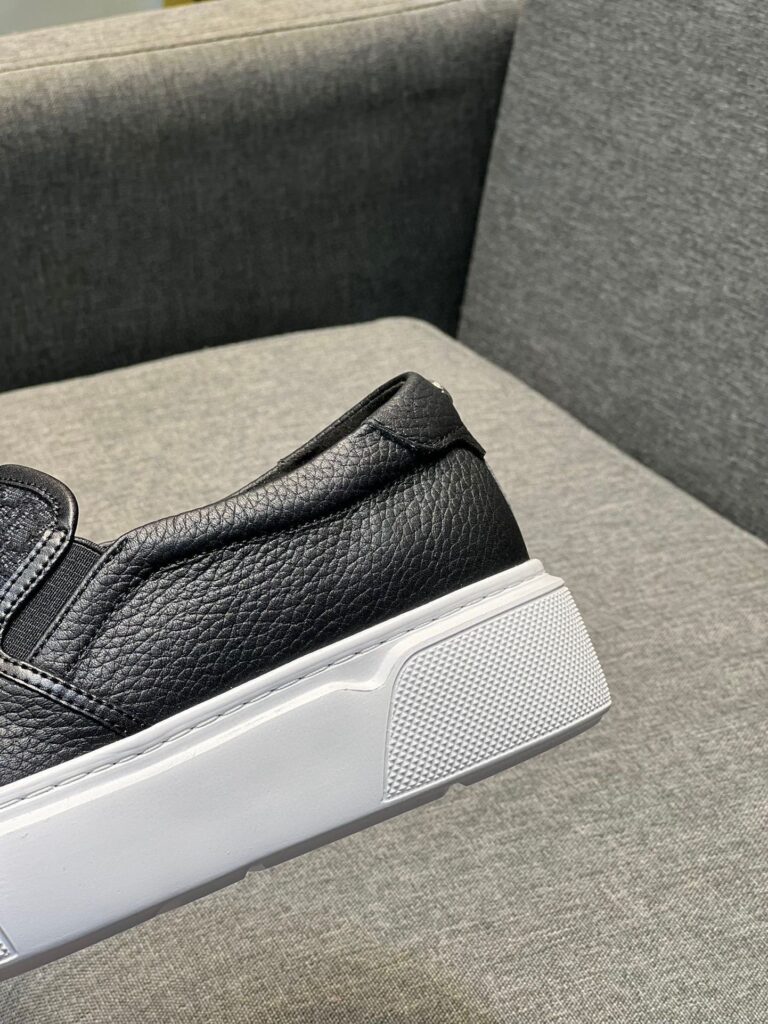 Dior Men's Slip On Leather And Calfskin Black - Image 4