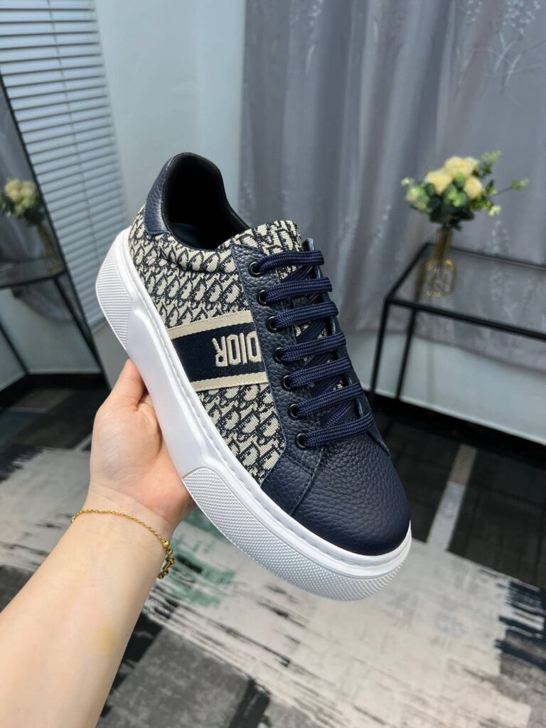 Dior Men'S Sneakers Cd Embroidered Canvas Low Deep Blue - Image 5