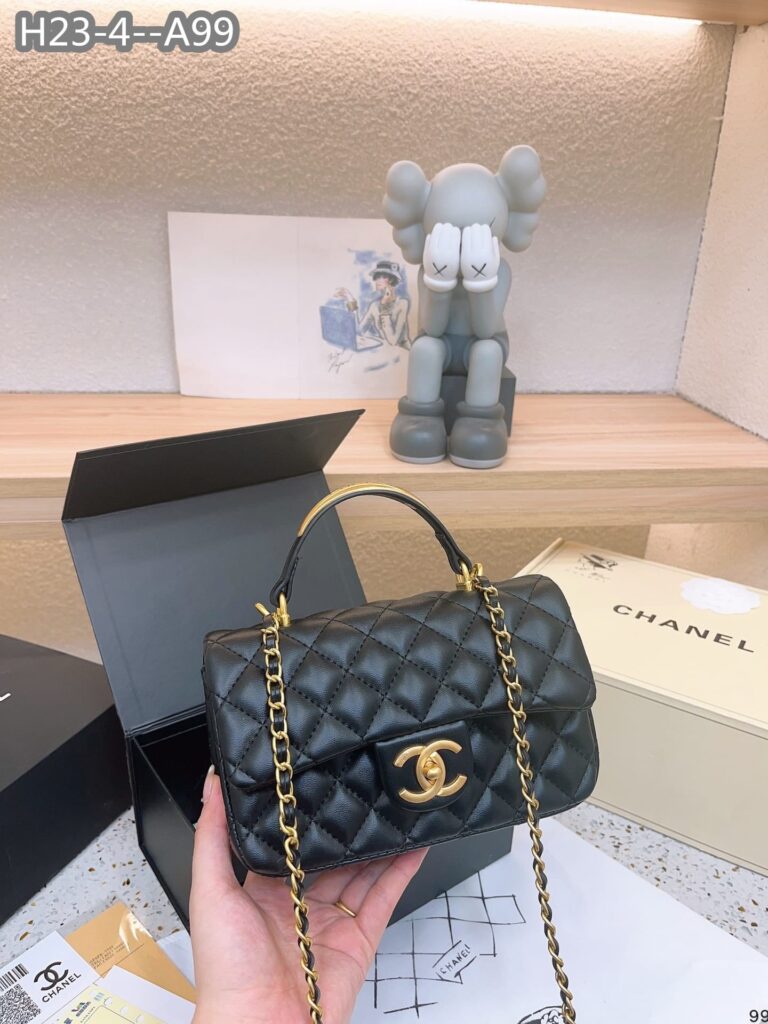 Chanel 22B Flap Bag With Gold Hardware Top Handle Black 21Cm As2431 - Image 5