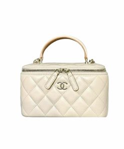 Chanel Clutch With Chain Lambskin White 16Cm
