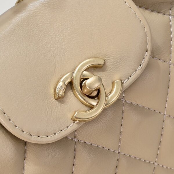 Chanel Mini Shopping Bag Beige 19Cm - Image 5