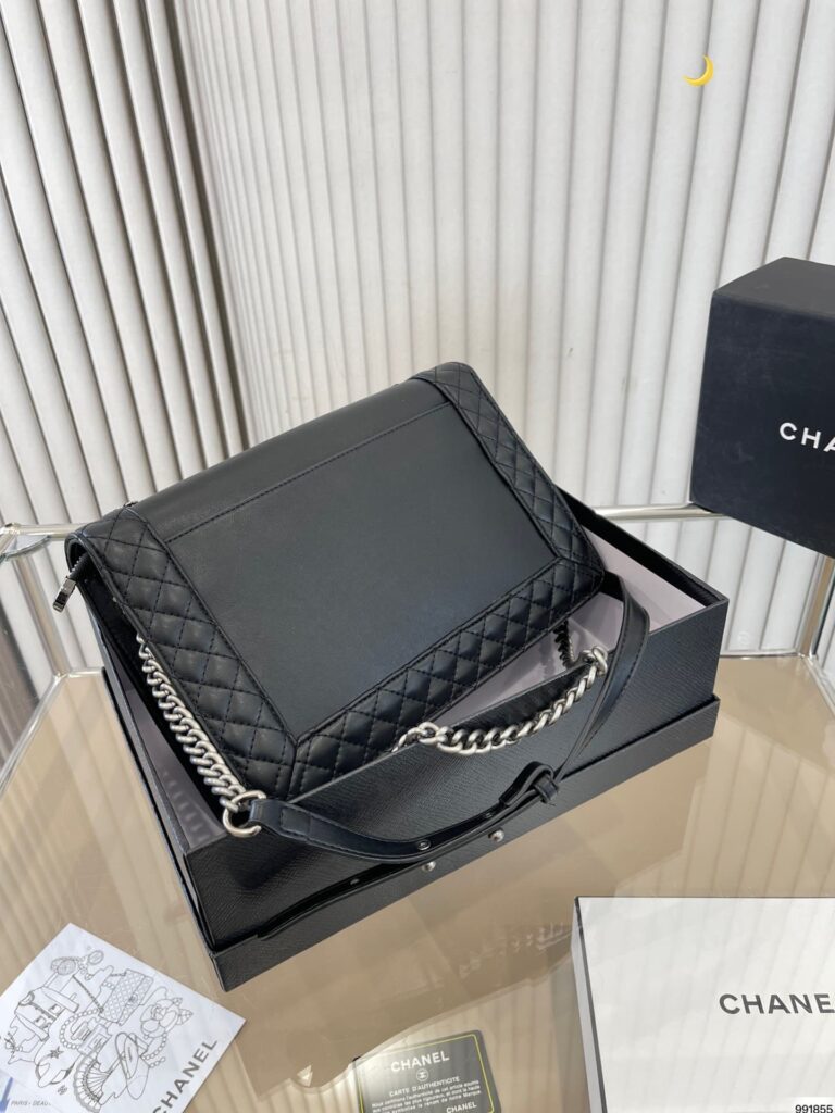 Chanel Boy Reverso Flap Bag With Chain Details Black 28Cm - Image 9
