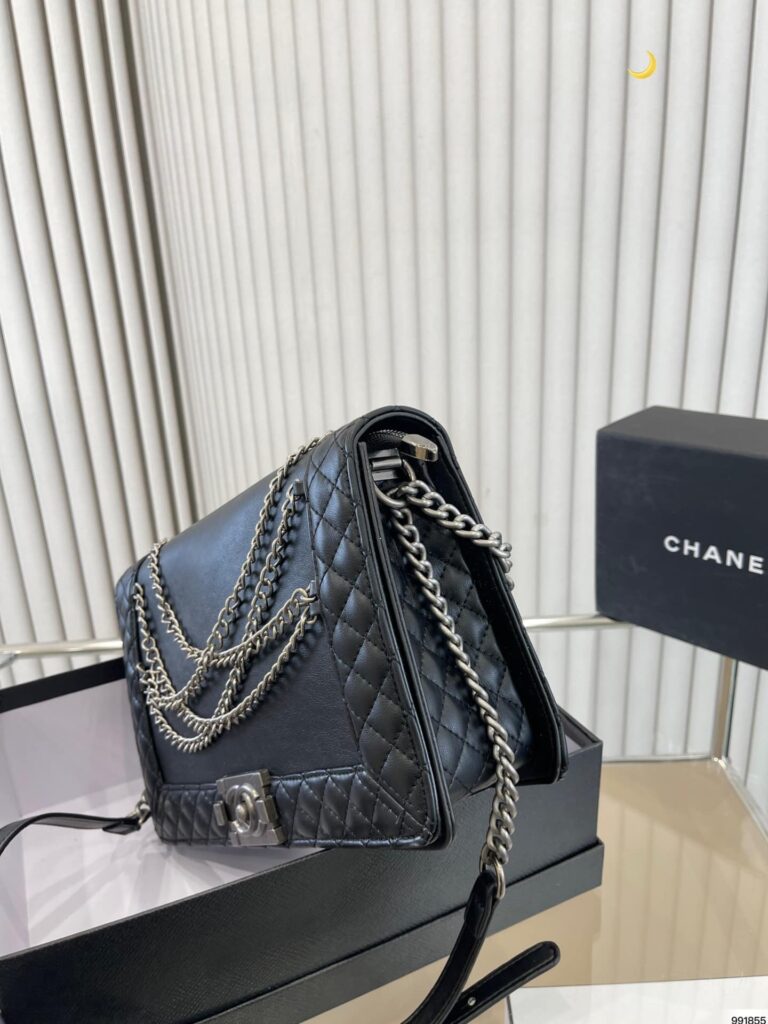 Chanel Boy Reverso Flap Bag With Chain Details Black 28Cm - Image 8