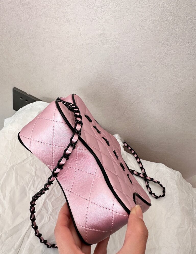 Chanel Star Hand Bag Satin Black Metal Light Pink 22Cm - Image 3