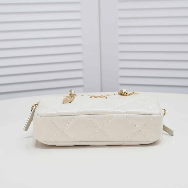 Chanel Handbag Gold Tone Metal White 20Cm - Image 7