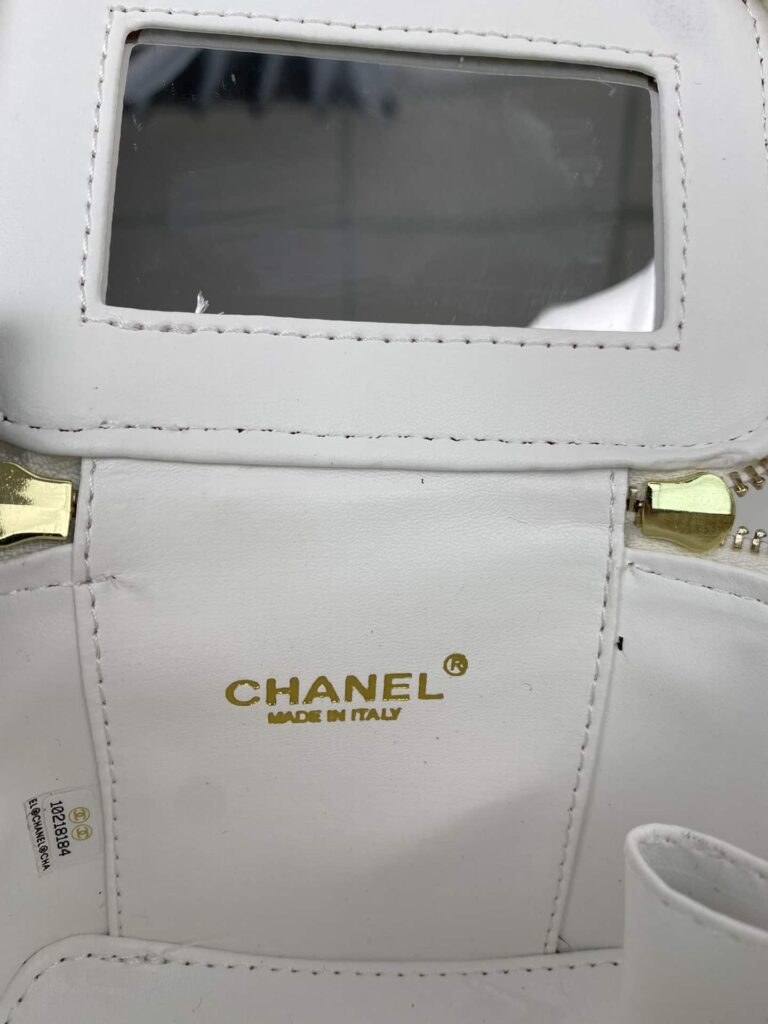 Chanel Mini Vanity With Chain Gold White 11Cm Cnv023 - Image 2