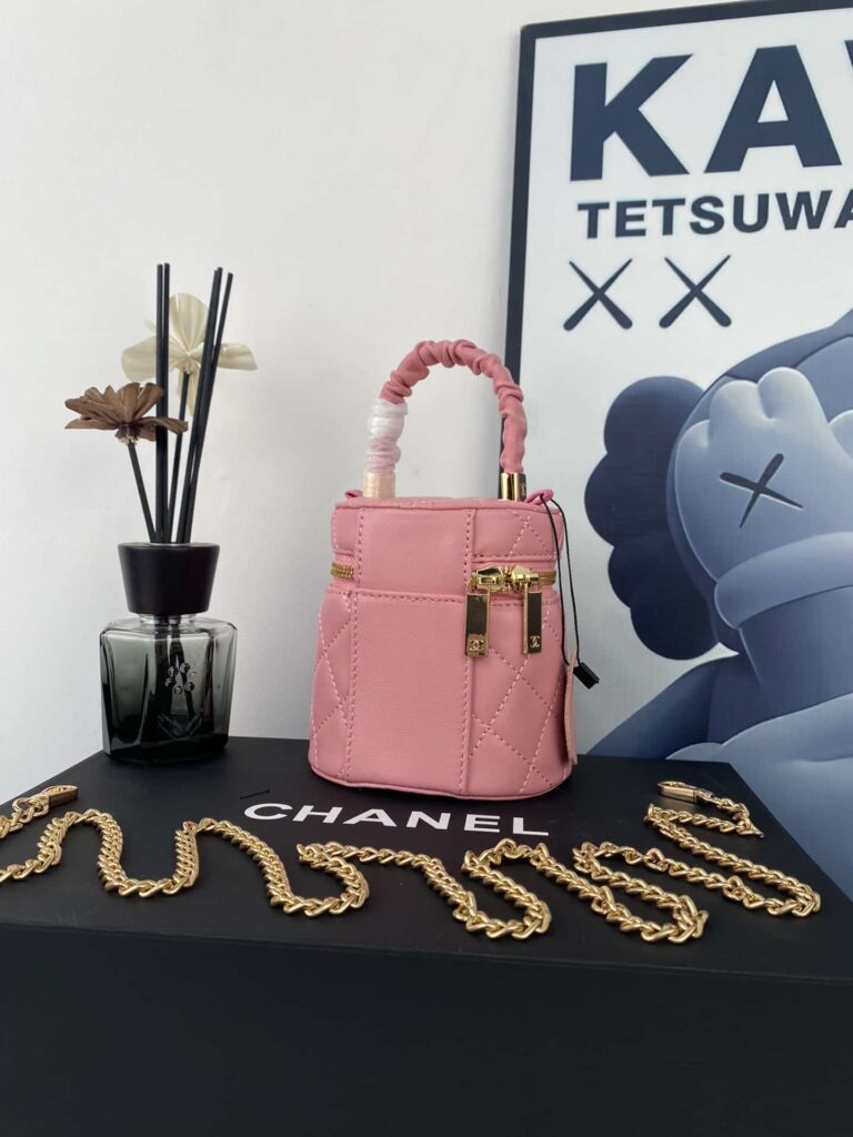 Chanel Vanity Chain Shoulder Shoulder Bag Pink 13Cm - Image 7
